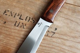 Stainthorp Original Bushcrafter in O1 carbon and desert ironwood